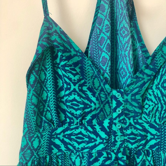 American Eagle V-Neck Tank Top Size S/P - Picture 2 of 7